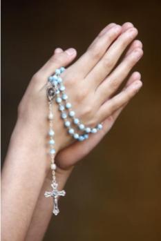 82215-rosario_simbolo_cristianismo